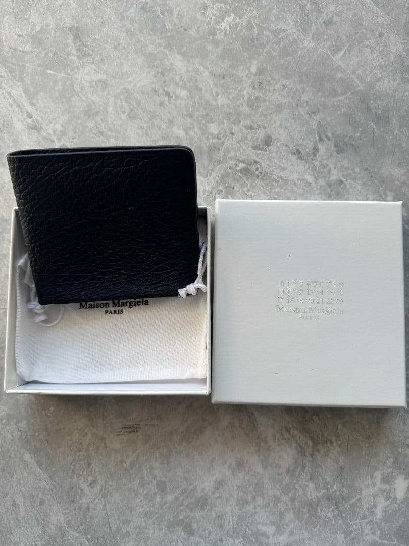 Maison Margiela ブラックレザー二つ折りウォレット