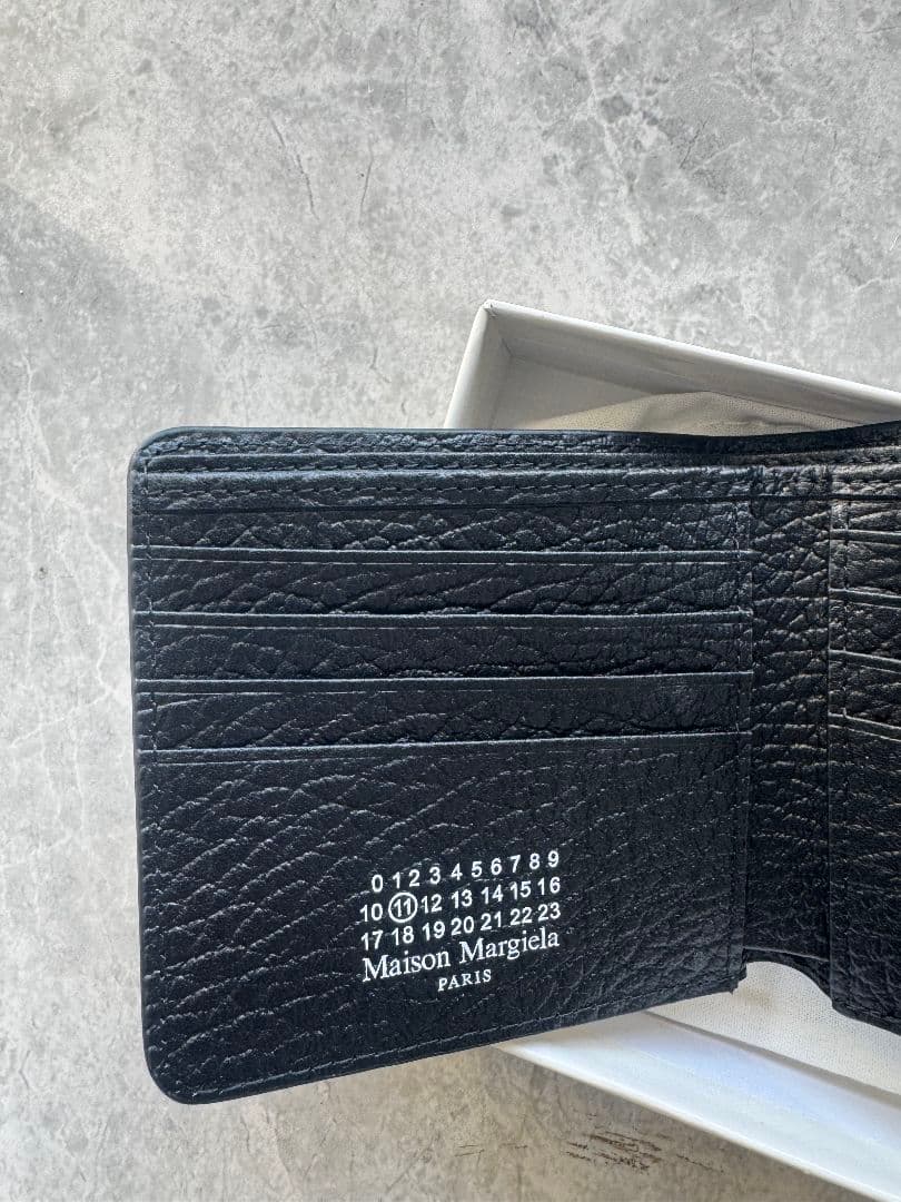 Maison Margiela ブラックレザー二つ折りウォレット