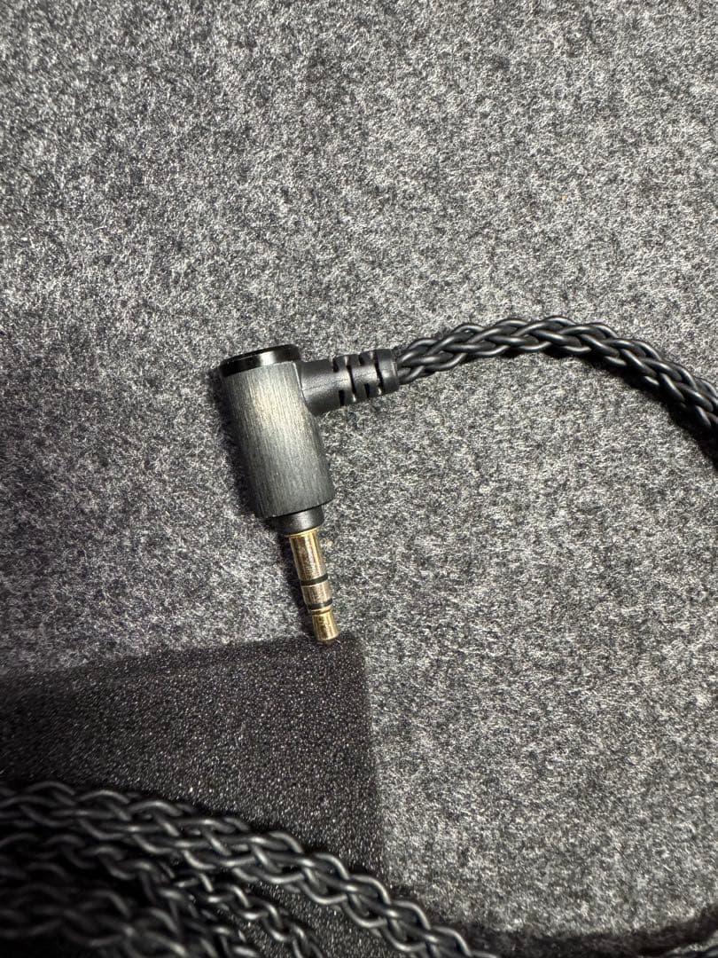 Acoustune HS1697TI + おまけ