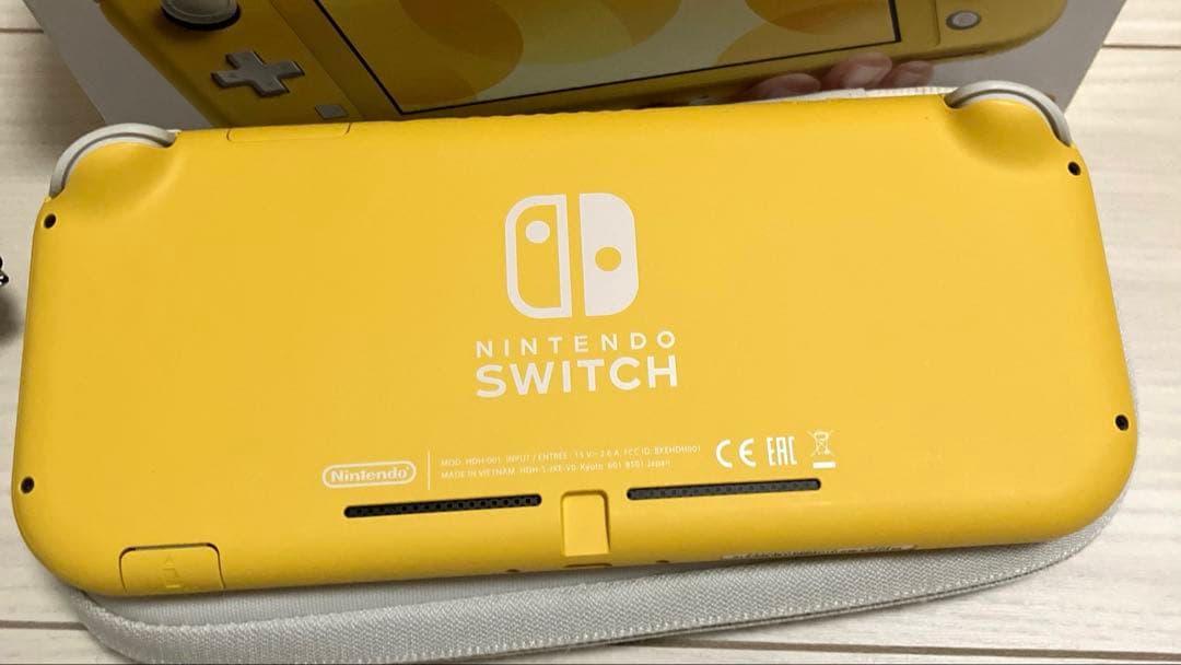 Nintendo Switch Lite(イエロー) ※箱無し