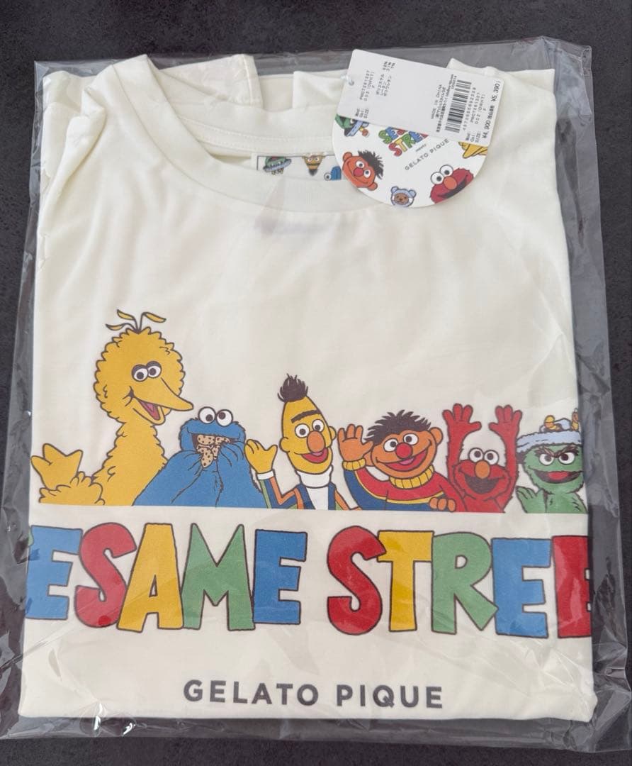S*_様 ジェラートピケ　セサミストリート　ワンポイントTシャツ　総柄ロングパン