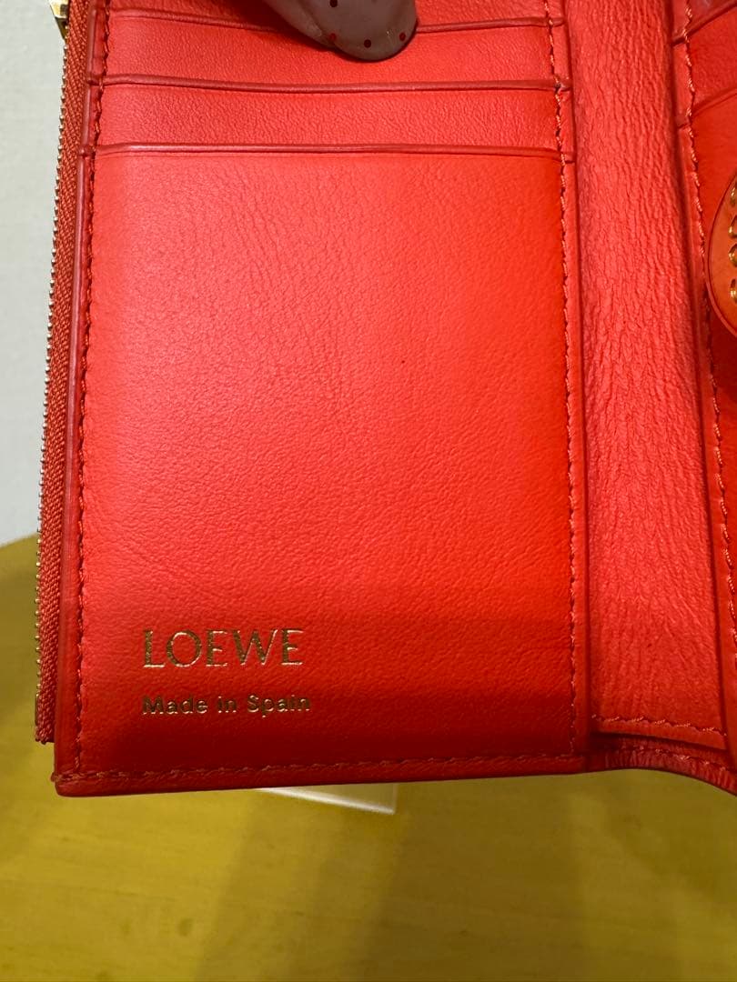 LOEWE 三つ折り財布 アナグラム オレンジ 美品