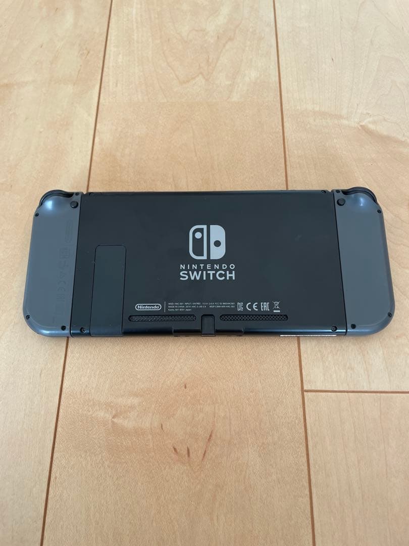 【Nintendo Switch】 収納ケース・プロコン付き　★付属機器完備★