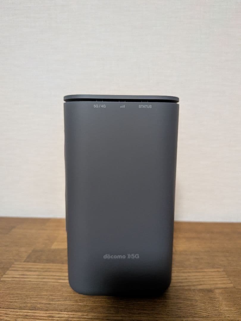 docomo ホームルーター　5G HR01
