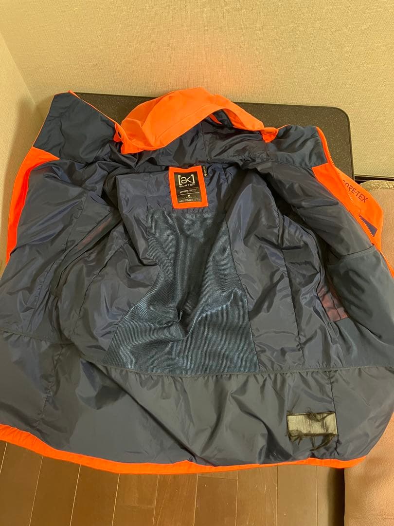 Burton[ak] スノーボードウェア