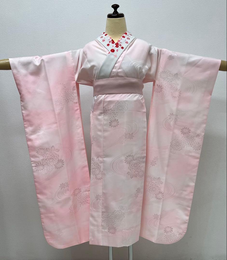 振り袖　フルセット　長襦袢　黒地　成人式　金彩加工　刺繍入り　銀通し　810