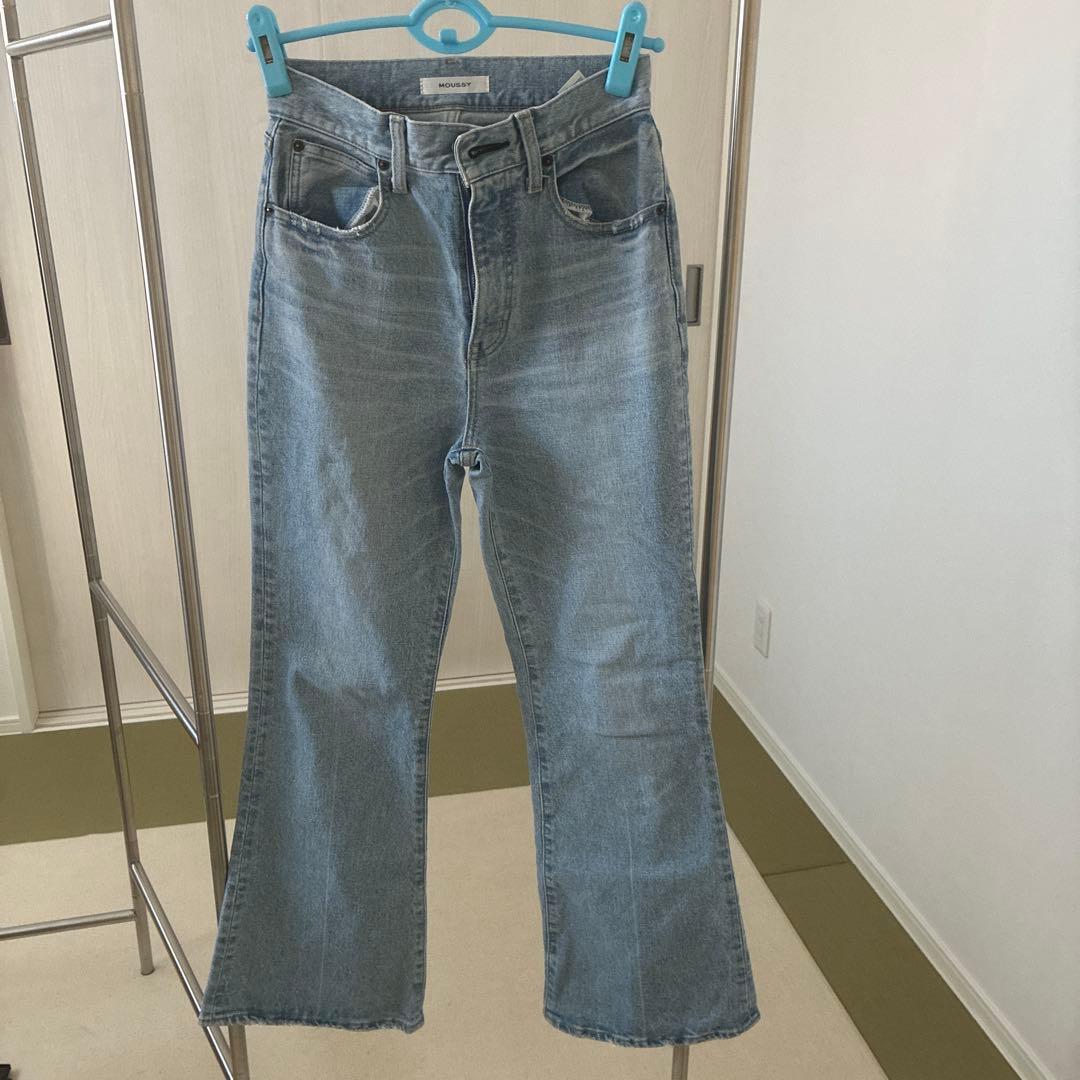 moussy mvs flareデニム　25インチ　ライトブルー