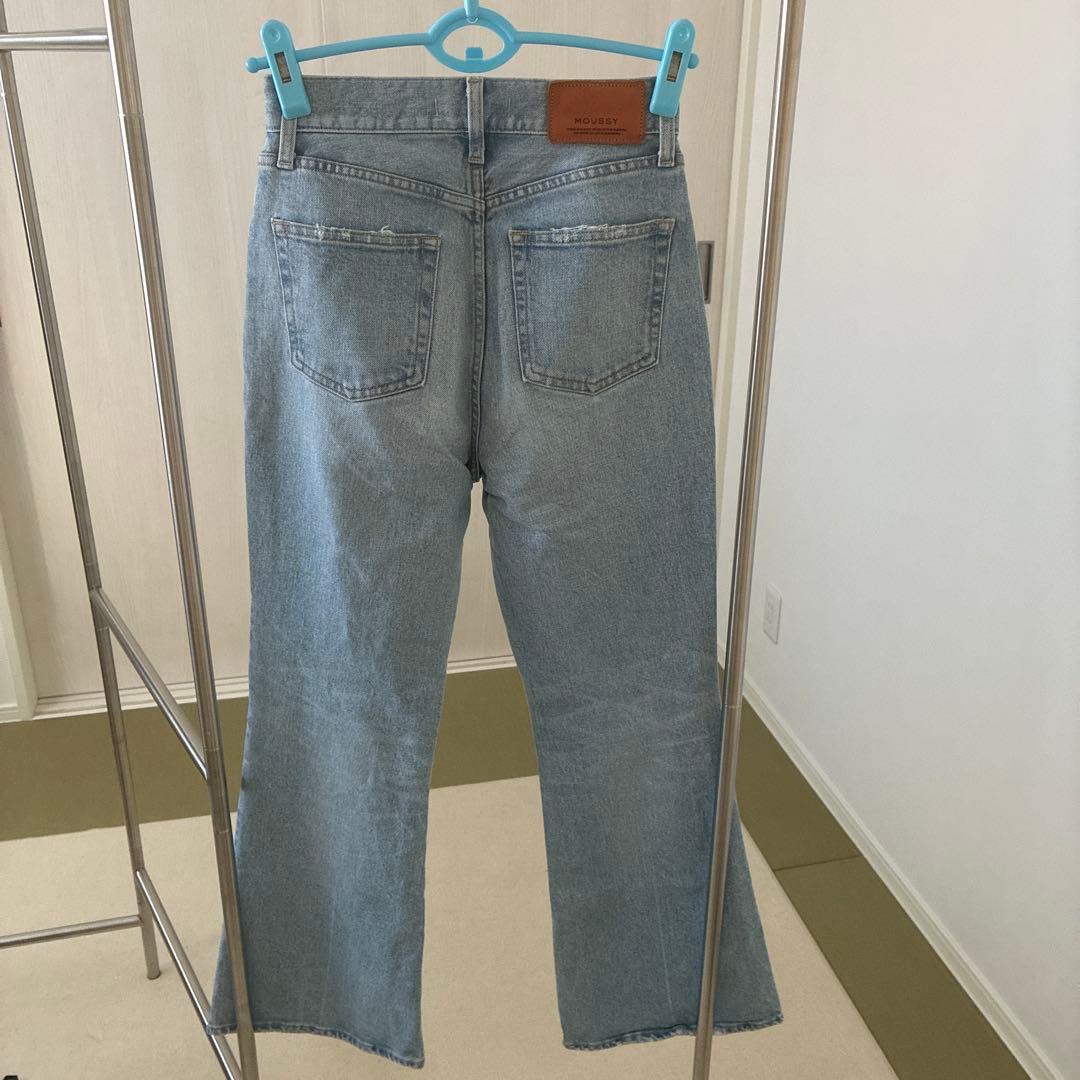 moussy mvs flareデニム　25インチ　ライトブルー
