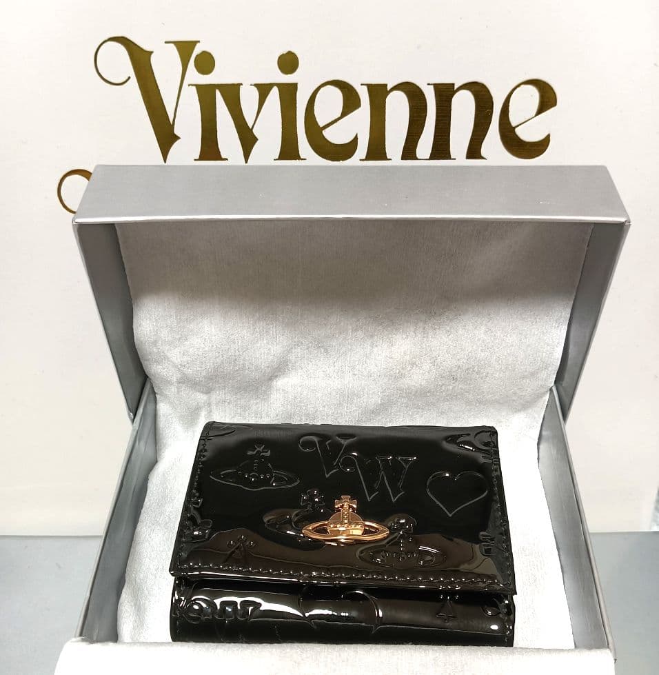 【新品】Vivienne Westwood 3つ折り財布 エナメル 黒 正規品