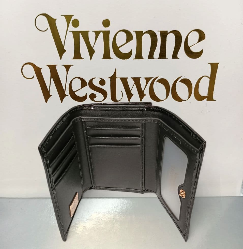 【新品】Vivienne Westwood 3つ折り財布 エナメル 黒 正規品
