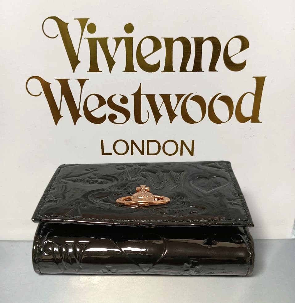 【新品】Vivienne Westwood 3つ折り財布 エナメル 黒 正規品