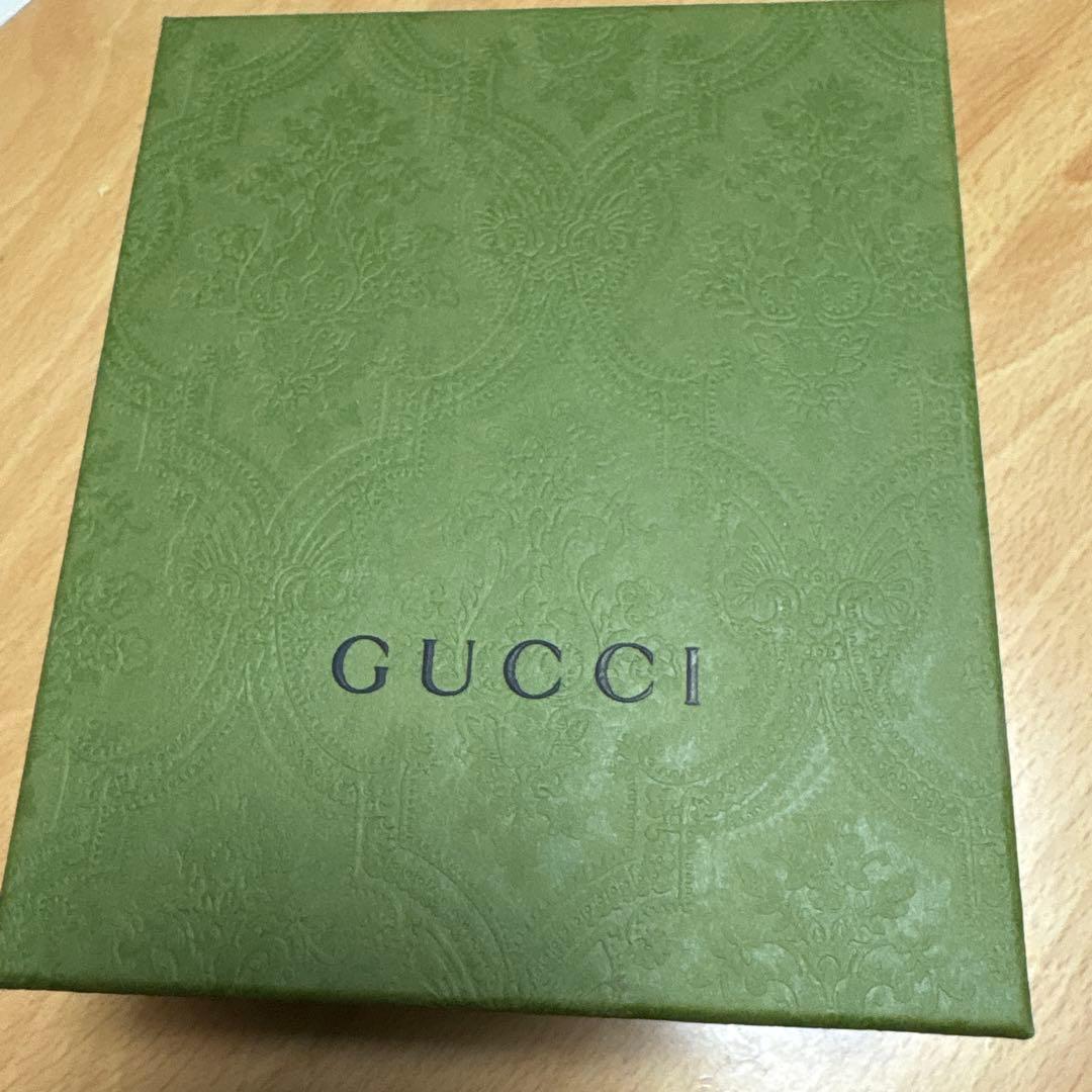 Gucci 黒 レザー 二つ折り財布 GGロゴ★Loa★