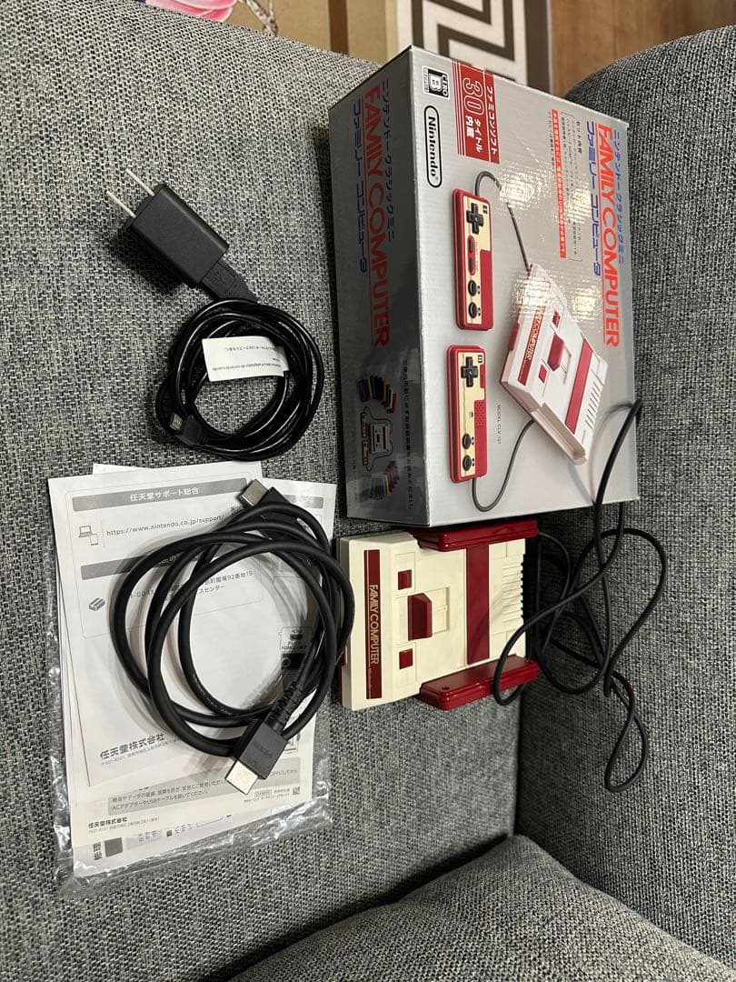 ゲーム機本体 ニンテンドークラシックミニ ファミリーコンピ…