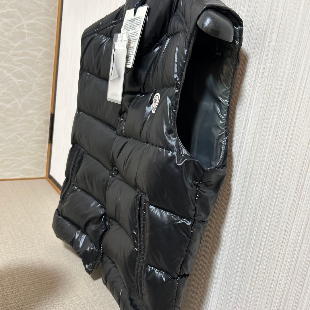 ブラック ダウンベスト