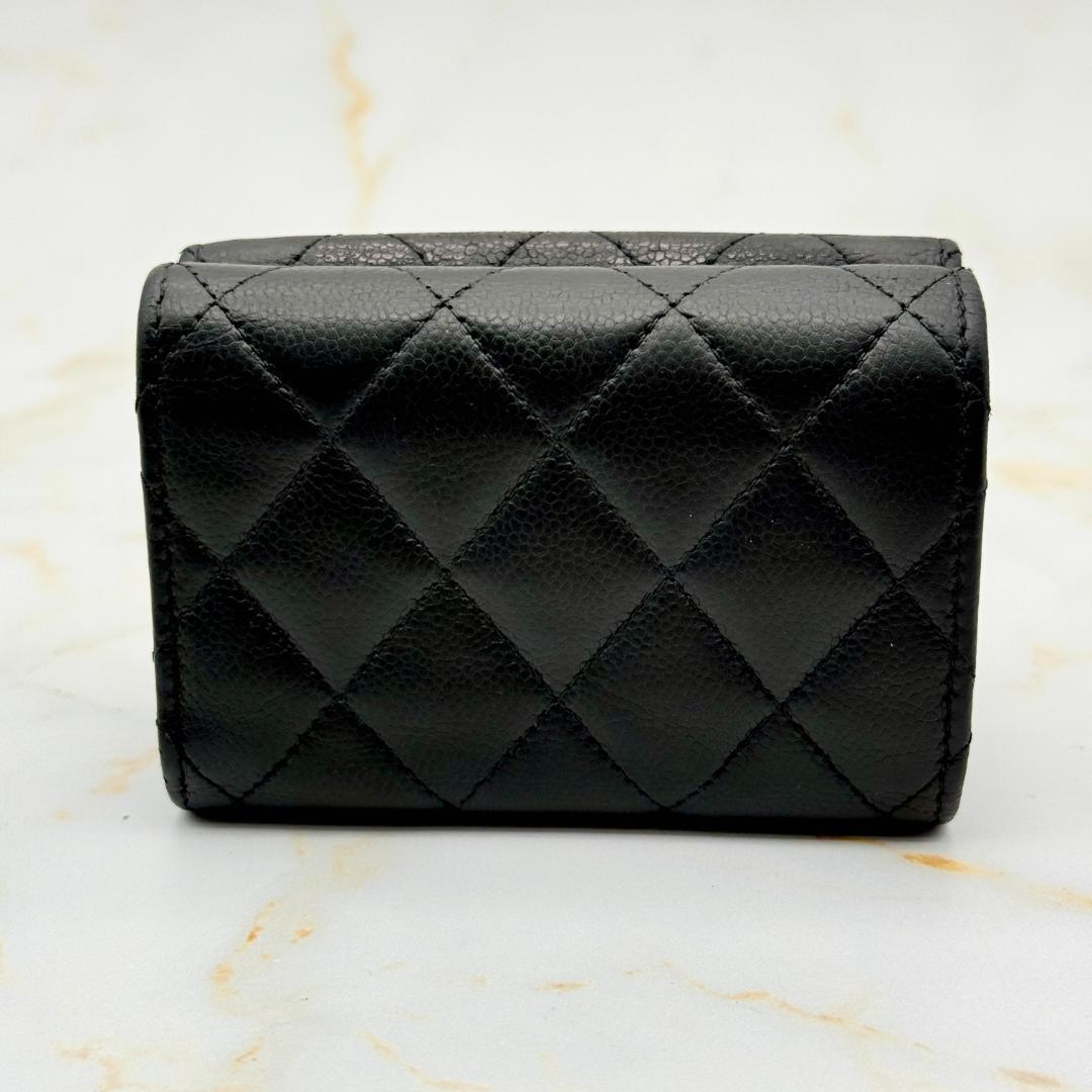 【美品】 CHANEL シャネル キャビアスキン マトラッセ 三つ折り財布