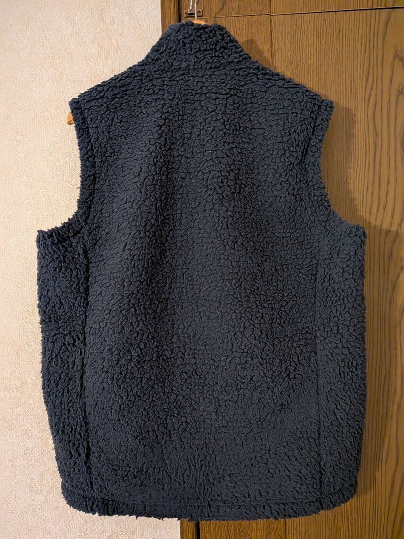 美品 mont-bell ボアフリースベスト Men's　ネイビー