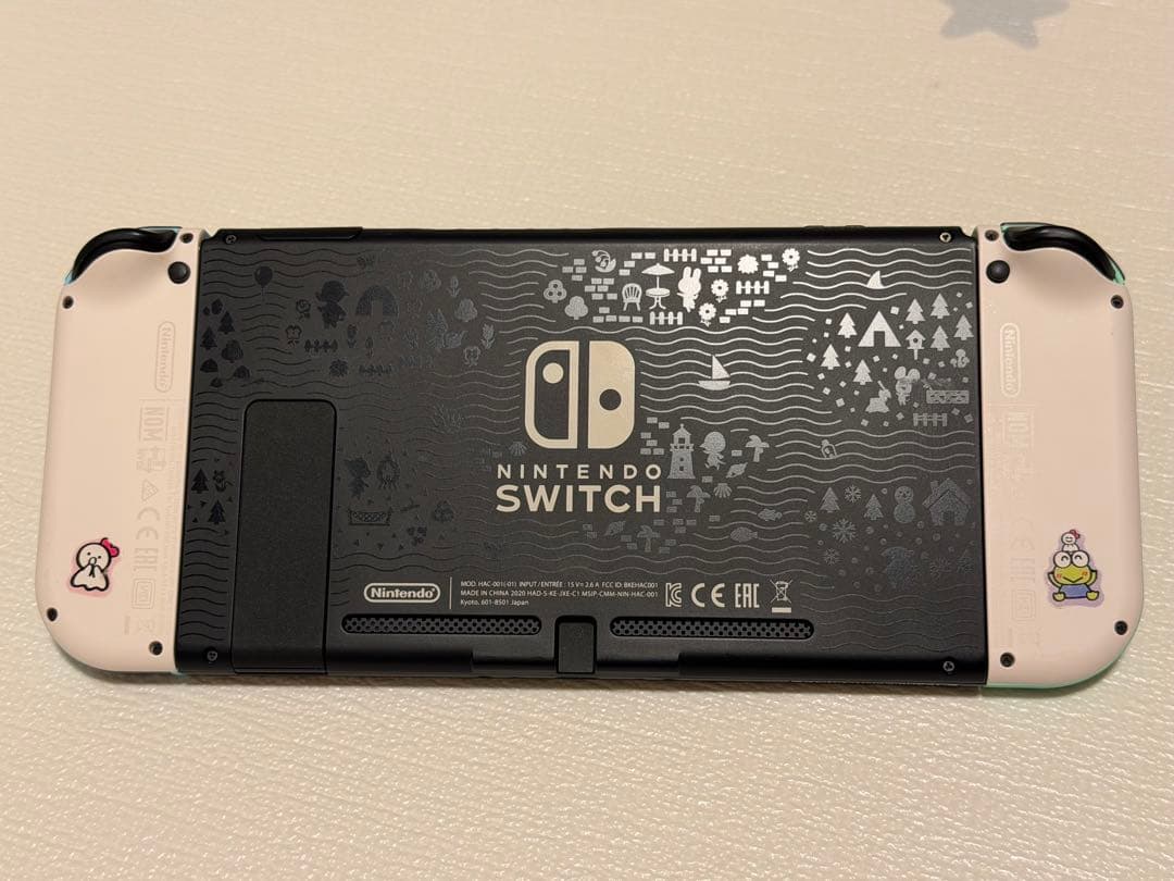 純正ケース付 Nintendo Switch本体 あつまれどうぶつの森セット