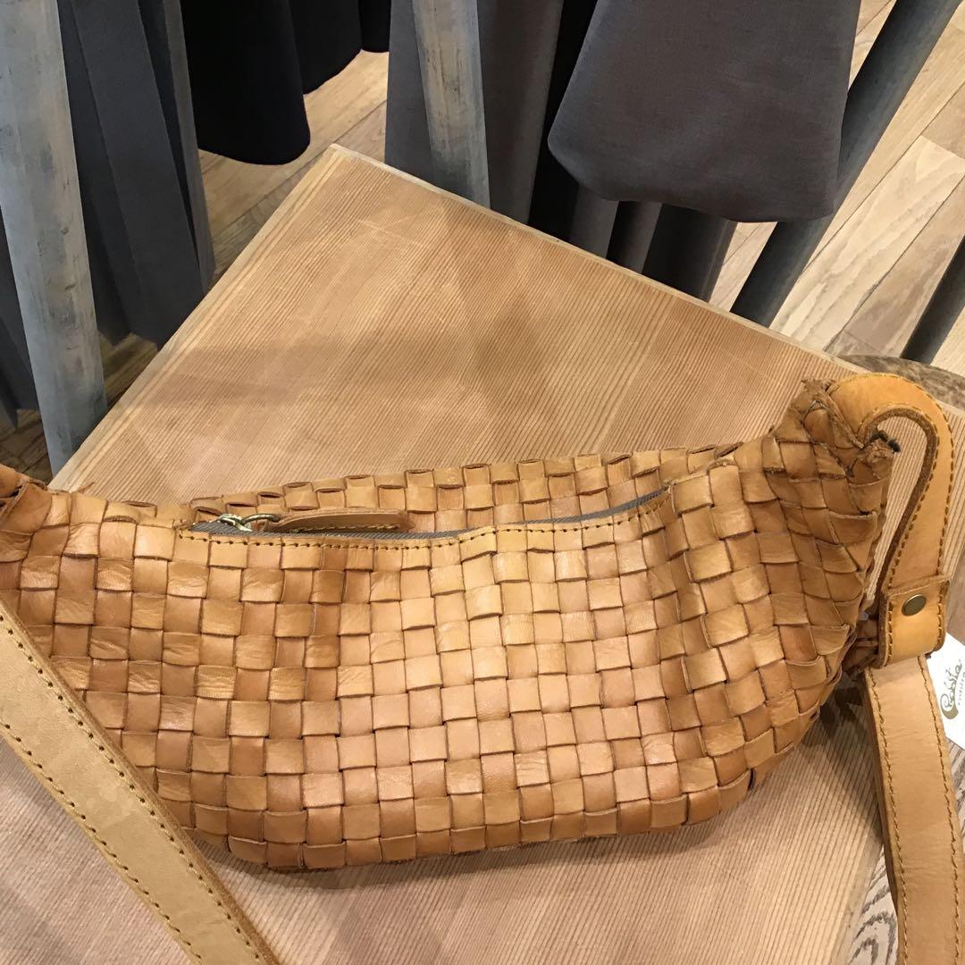 メッシュのバック