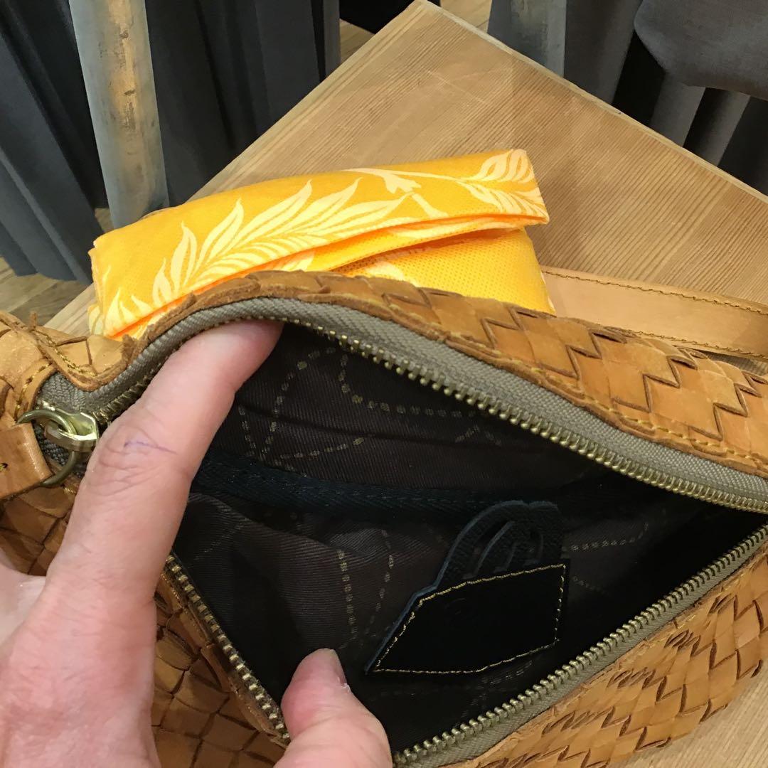 メッシュのバック