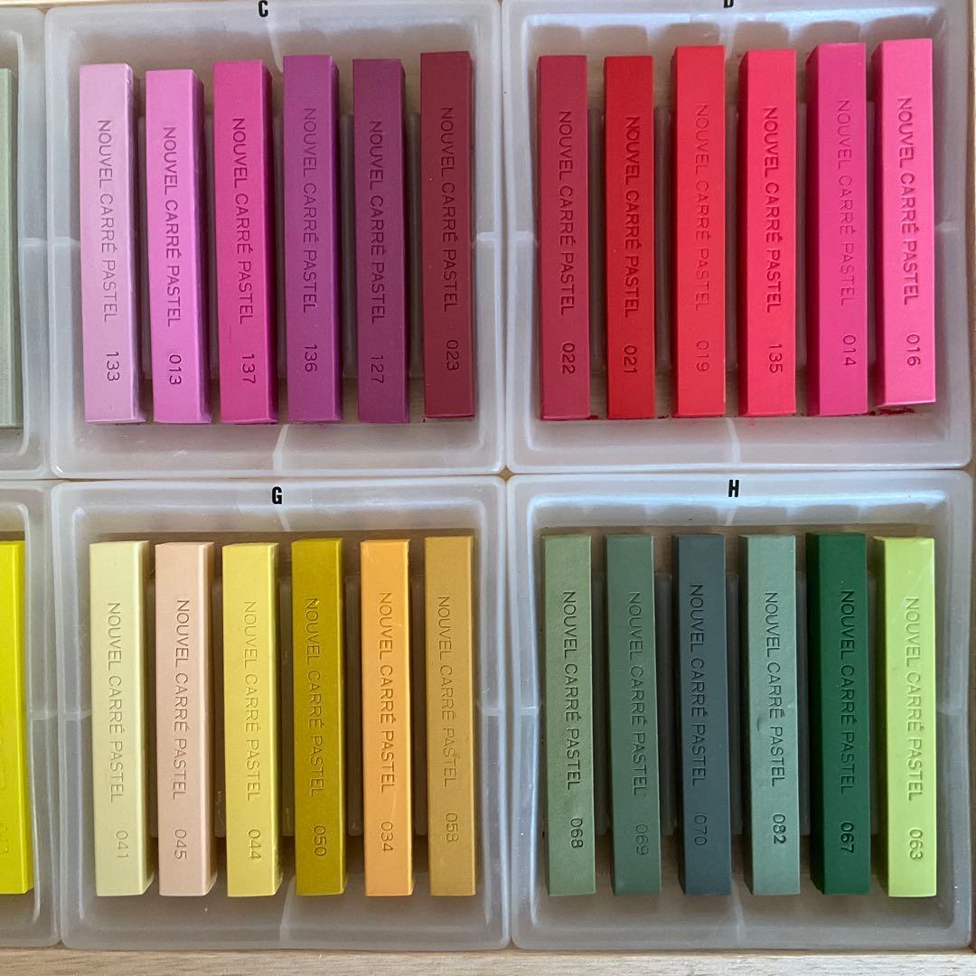 ヌーベル　カレー パステル 96色セット　未使用中古品