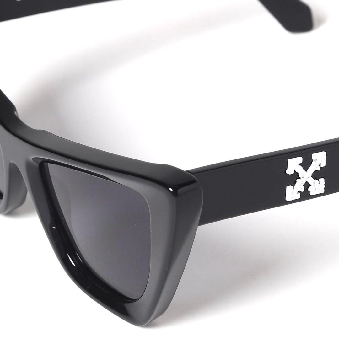 新品未使用 OFF-WHITE CAT EYE SUGLASSES BLACK