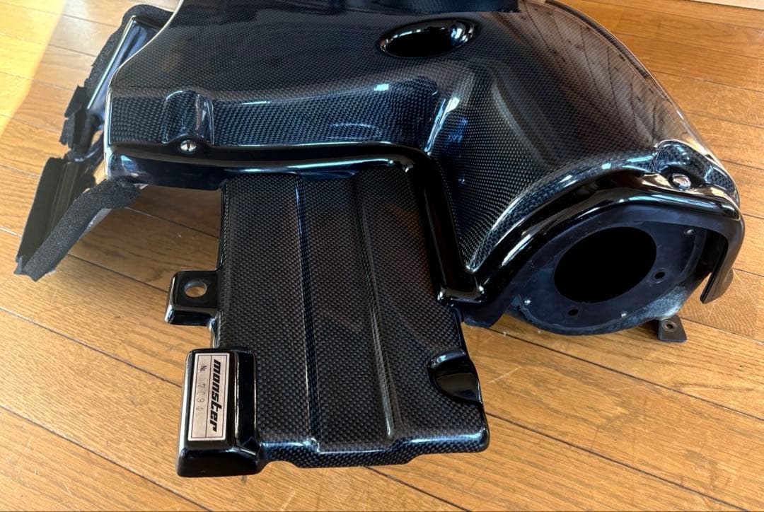 スイフトスポーツ　エアクリーナーボックス　モンスタースポーツ