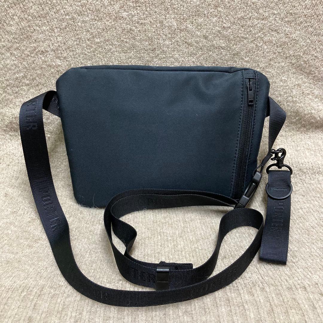 【美品】PORTER フロント ブラック ボディバッグ ショルダーバッグ