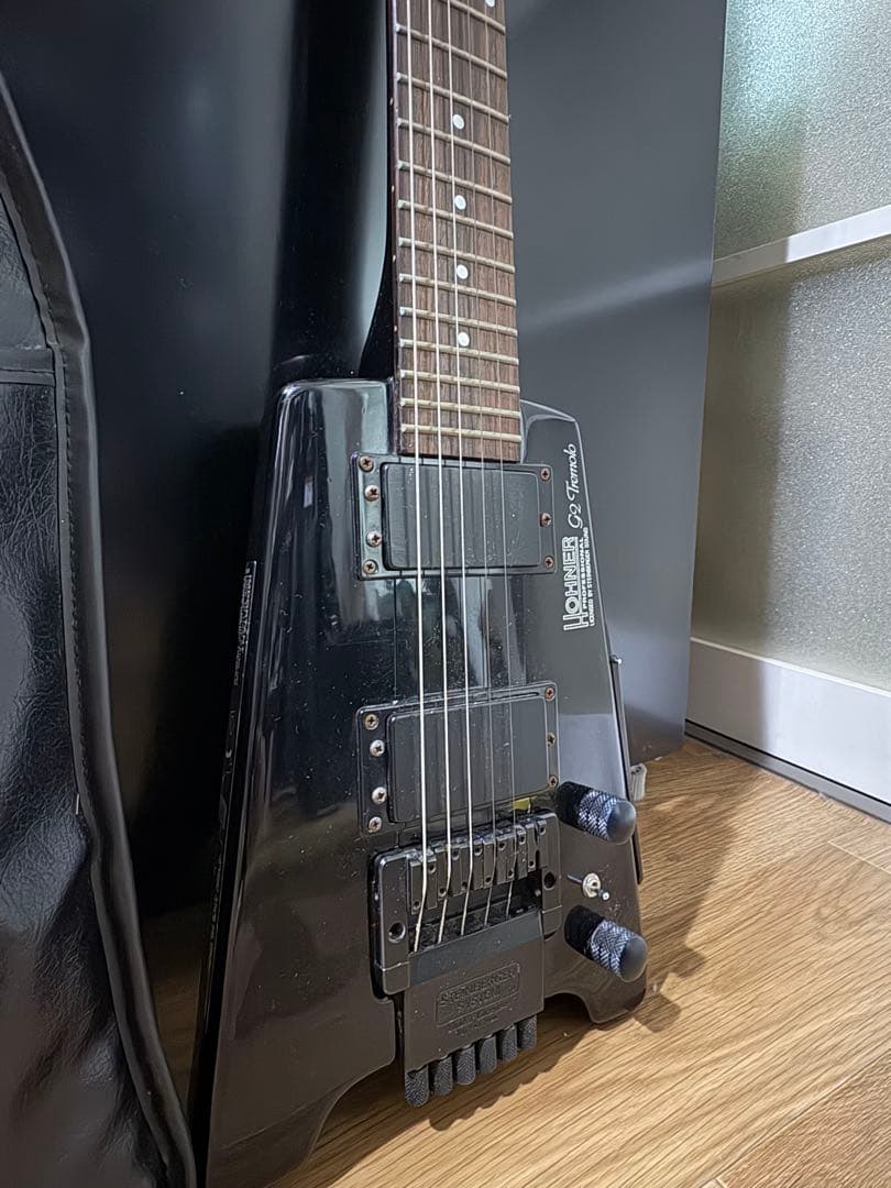【最終価格】HOHNER G2 Tremolo ヘッドレスギター