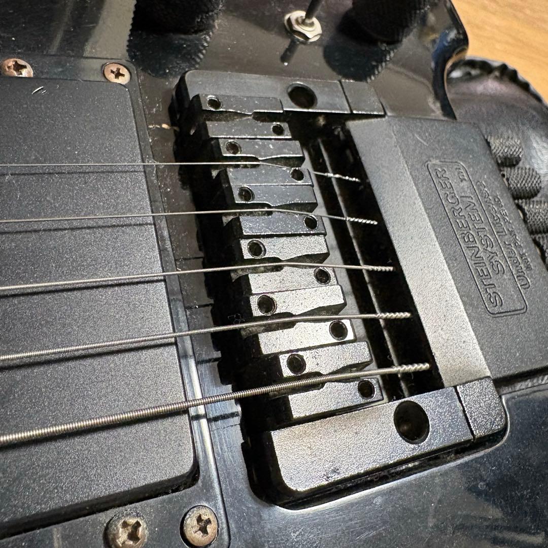 【最終価格】HOHNER G2 Tremolo ヘッドレスギター