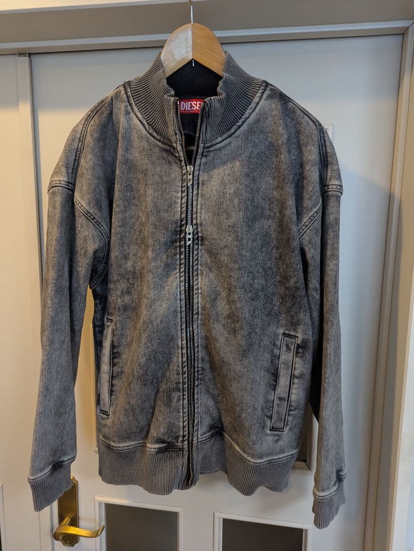 DIESEL 有名人着用モデル グレン期オーバルDロゴデニムブルゾン