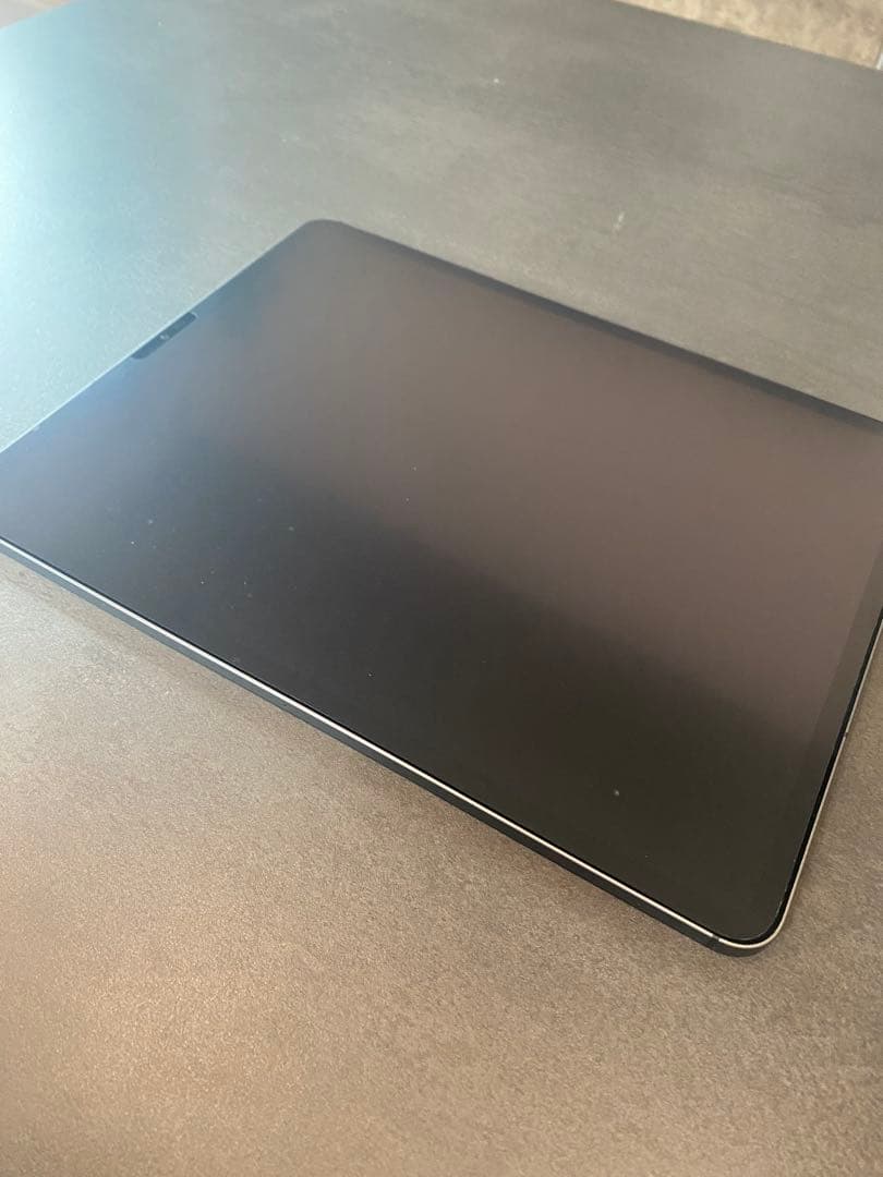 い*す様 【美品】iPad Pro12.9 256GB 第5世代　セルラーモデル