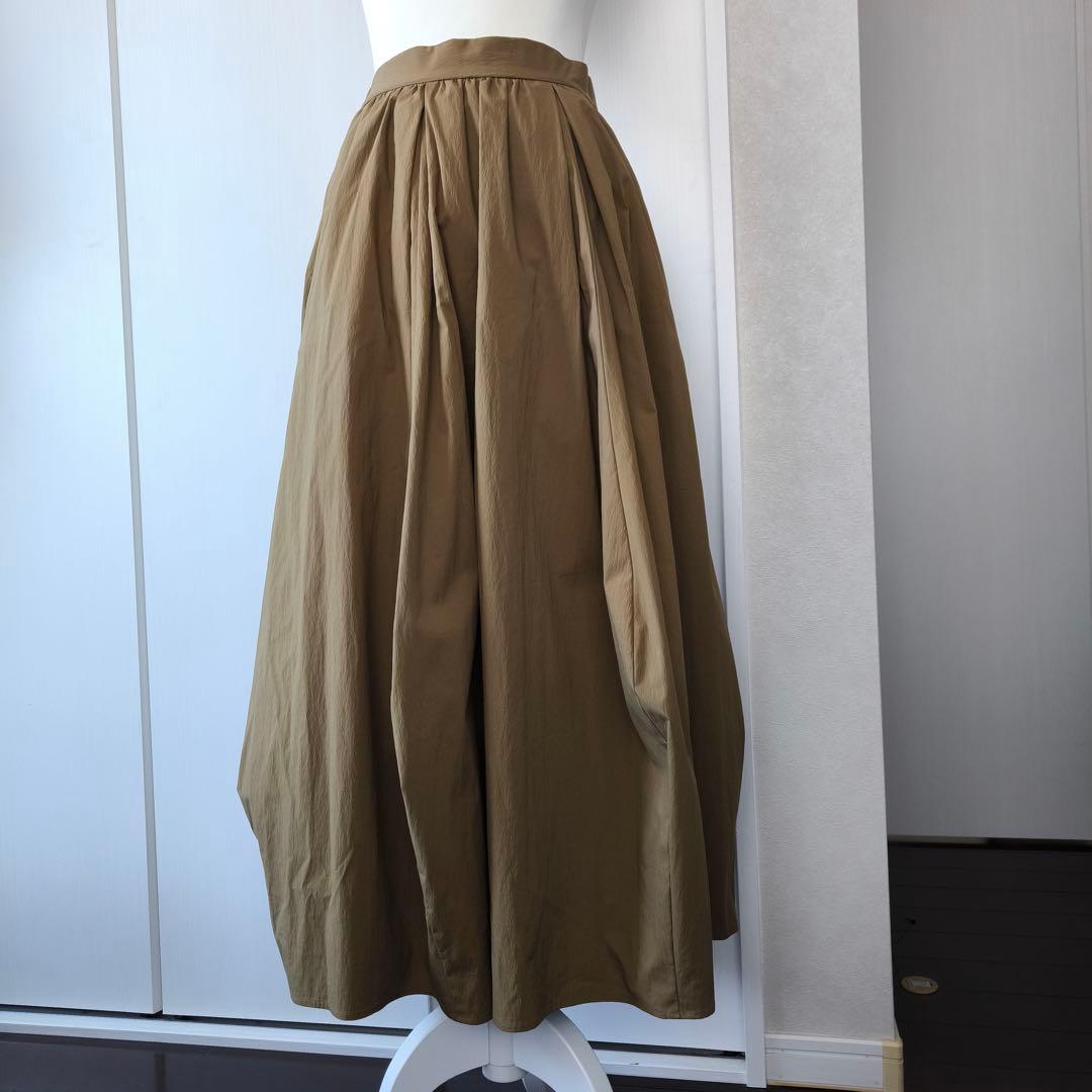 極美品　パシオーネ　タックバルーンスカート　ロングスカート