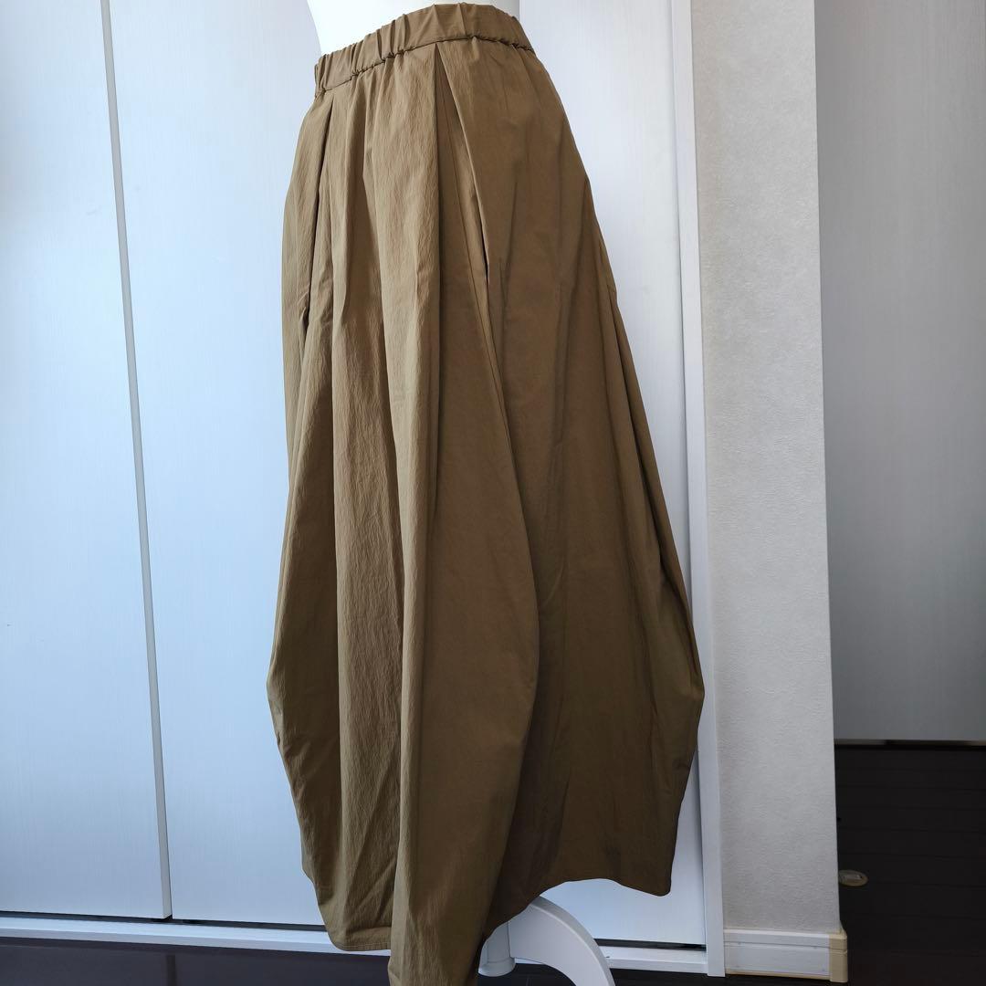 極美品　パシオーネ　タックバルーンスカート　ロングスカート