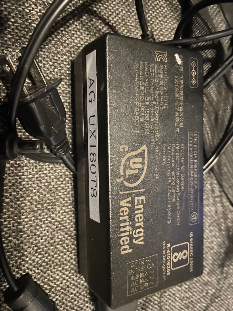 ビデオカメラ業務用　Panasonic AG-UX180