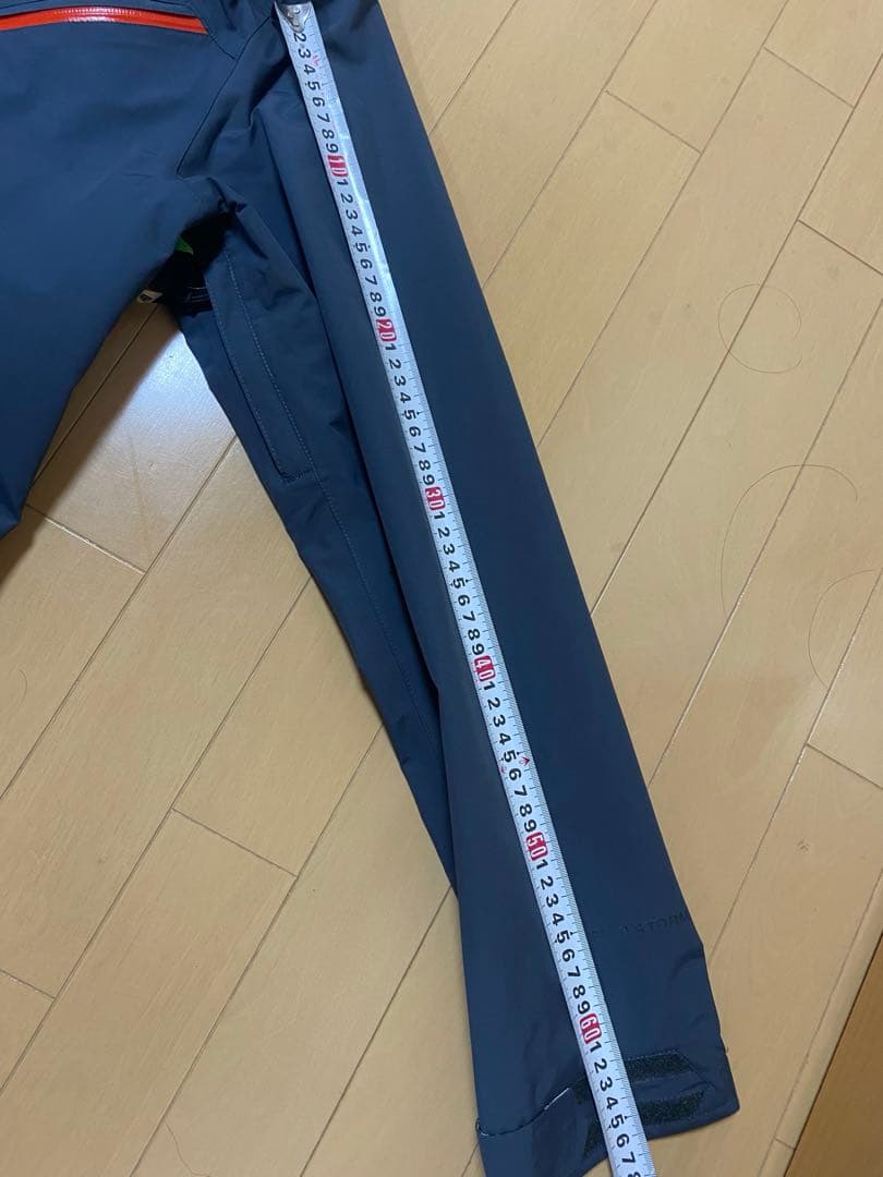 ボルコム　スノージャケットgore-tex サイズS