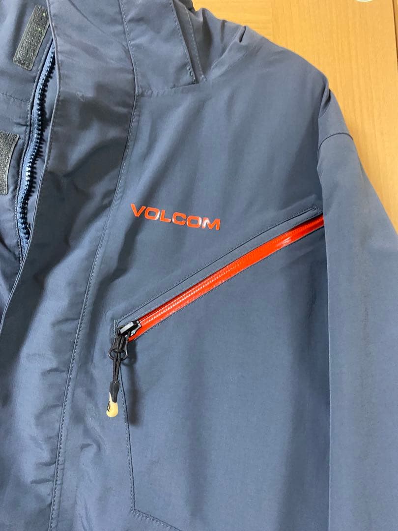 ボルコム　スノージャケットgore-tex サイズS
