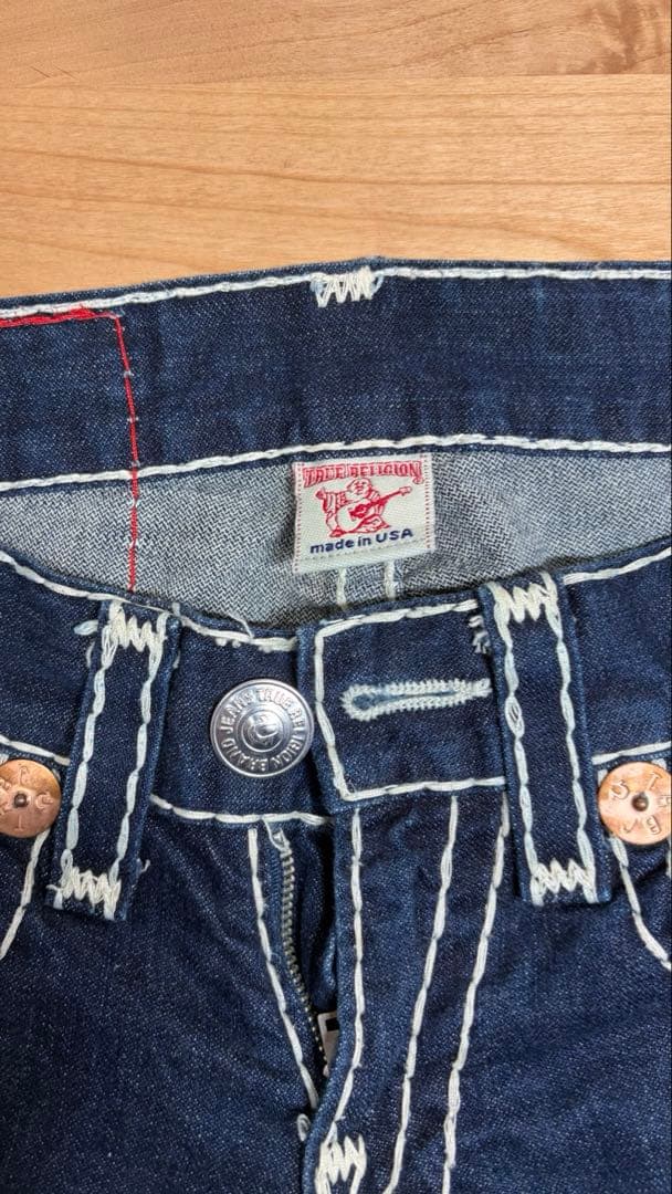 TRUE RELIGION　フレアパンツ