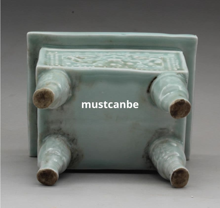 宋影青龍紋四脚香炉 景徳鎮 陶磁器 装飾品 現代工芸品 美術品 置物