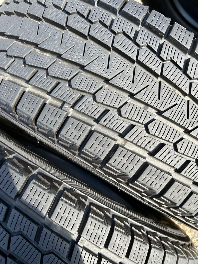 ダンシャリ様①225/65R17 スタッドレス　タイヤのみ（2本）