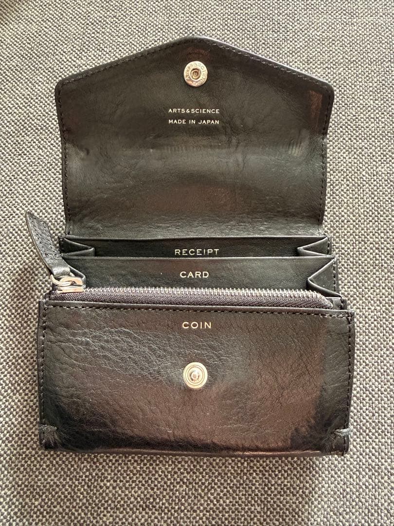 ARTS&SCIENCE 4Poket purse mini 黒　財布　箔押し