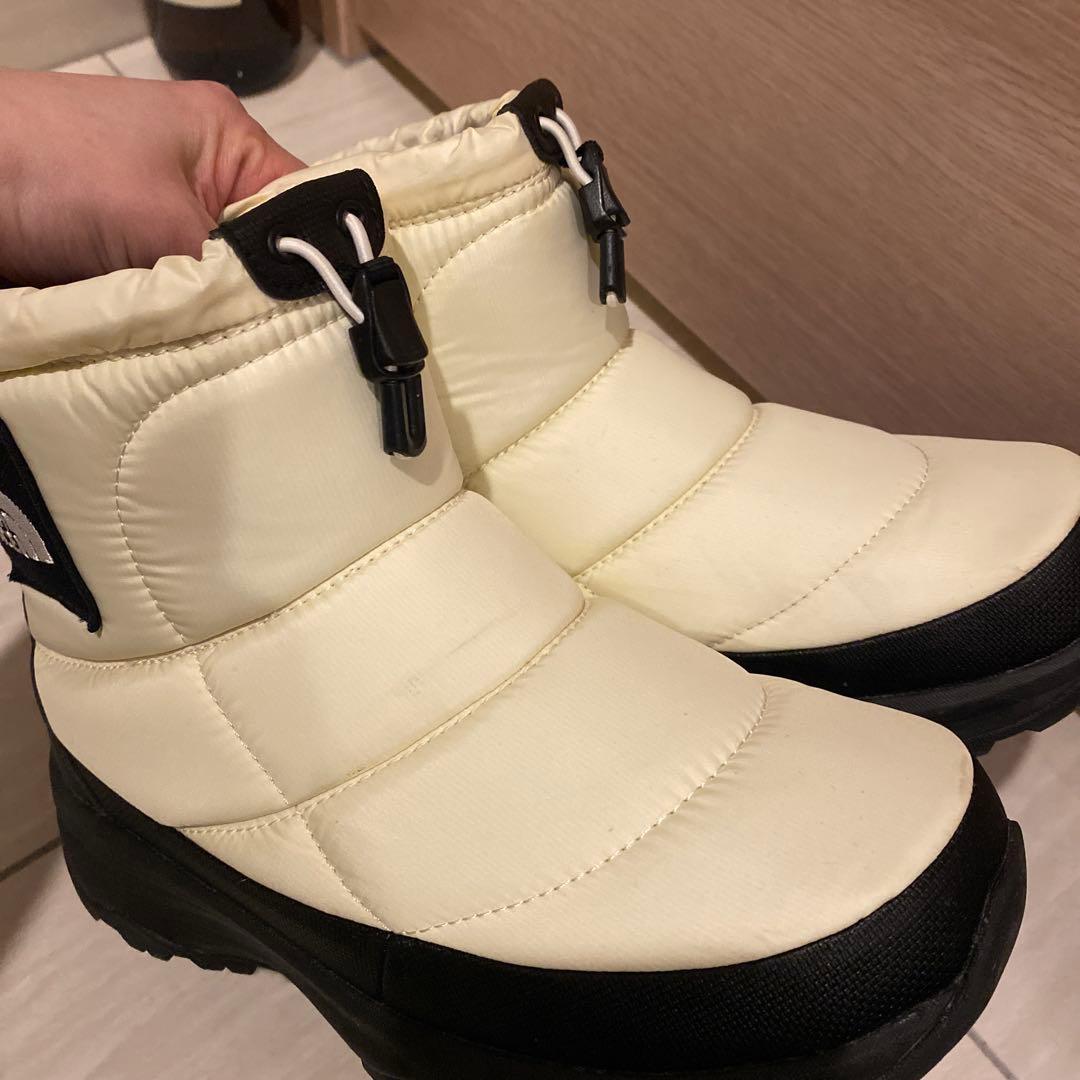 【大幅値下】THE NORTH FACE ヌプシ　ブーティ23cm アイボリー
