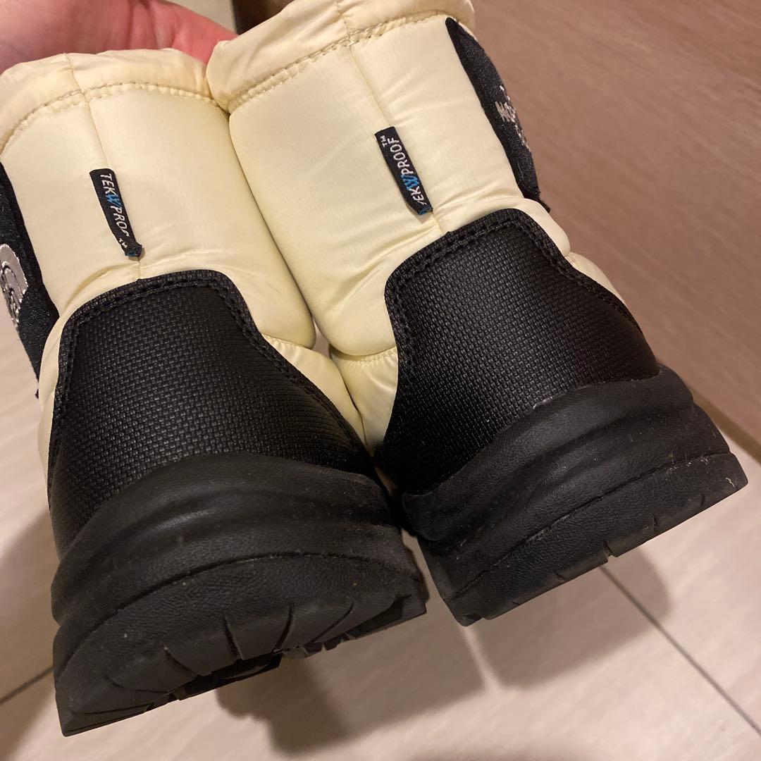 【大幅値下】THE NORTH FACE ヌプシ　ブーティ23cm アイボリー