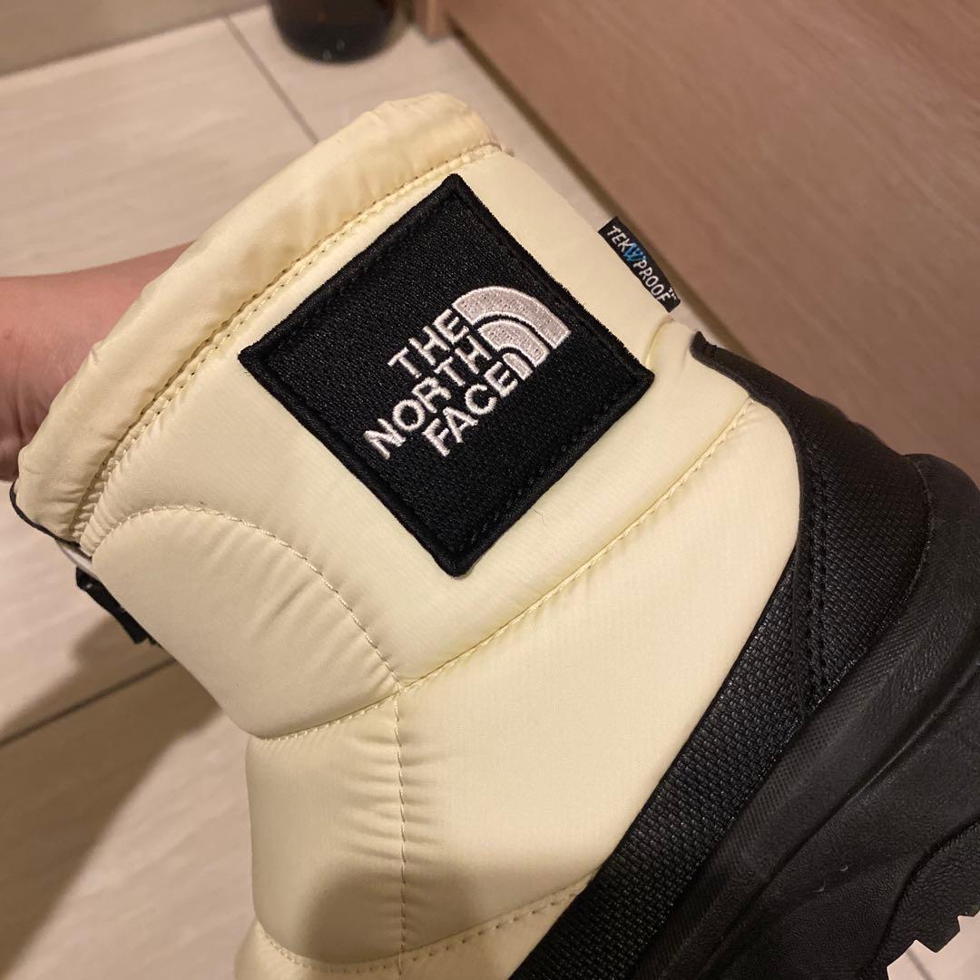 【大幅値下】THE NORTH FACE ヌプシ　ブーティ23cm アイボリー