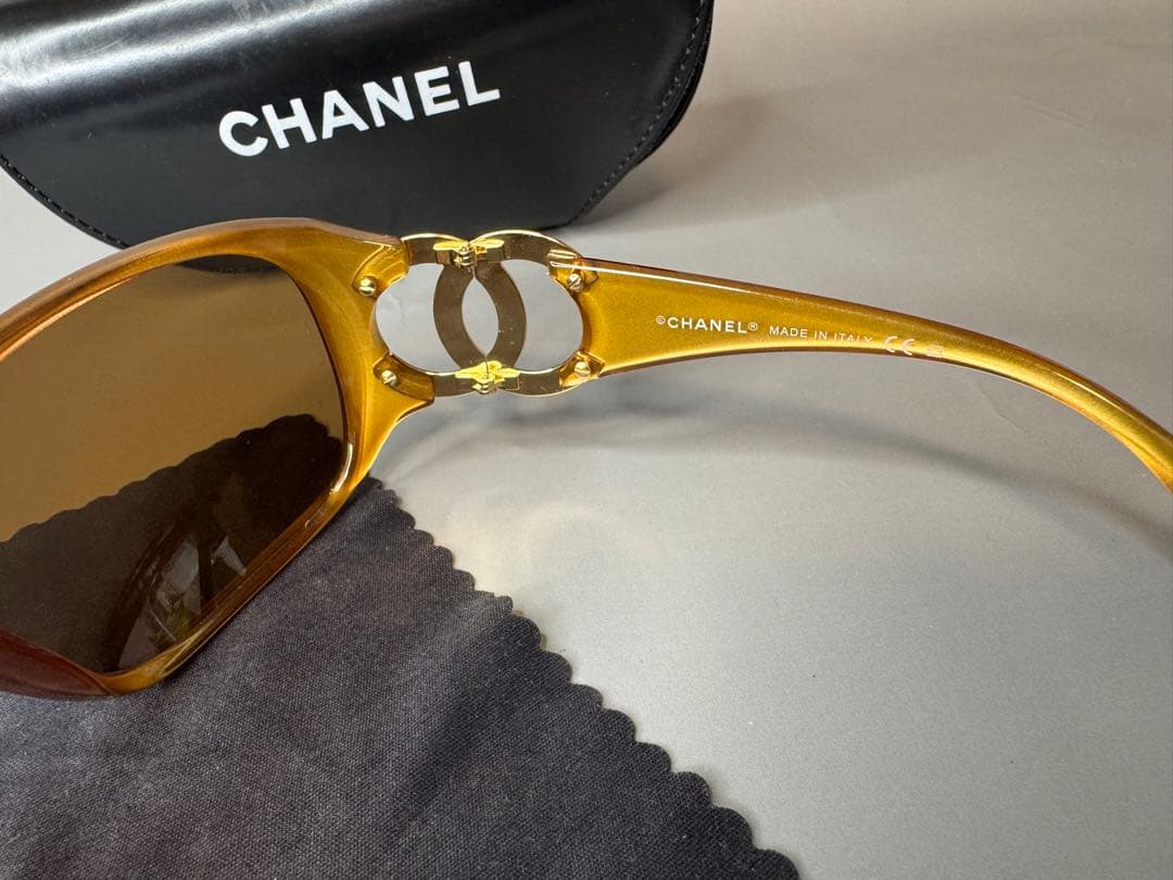 【正規品】CHANEL サングラス ココマーク ゴールド金具 イタリア製