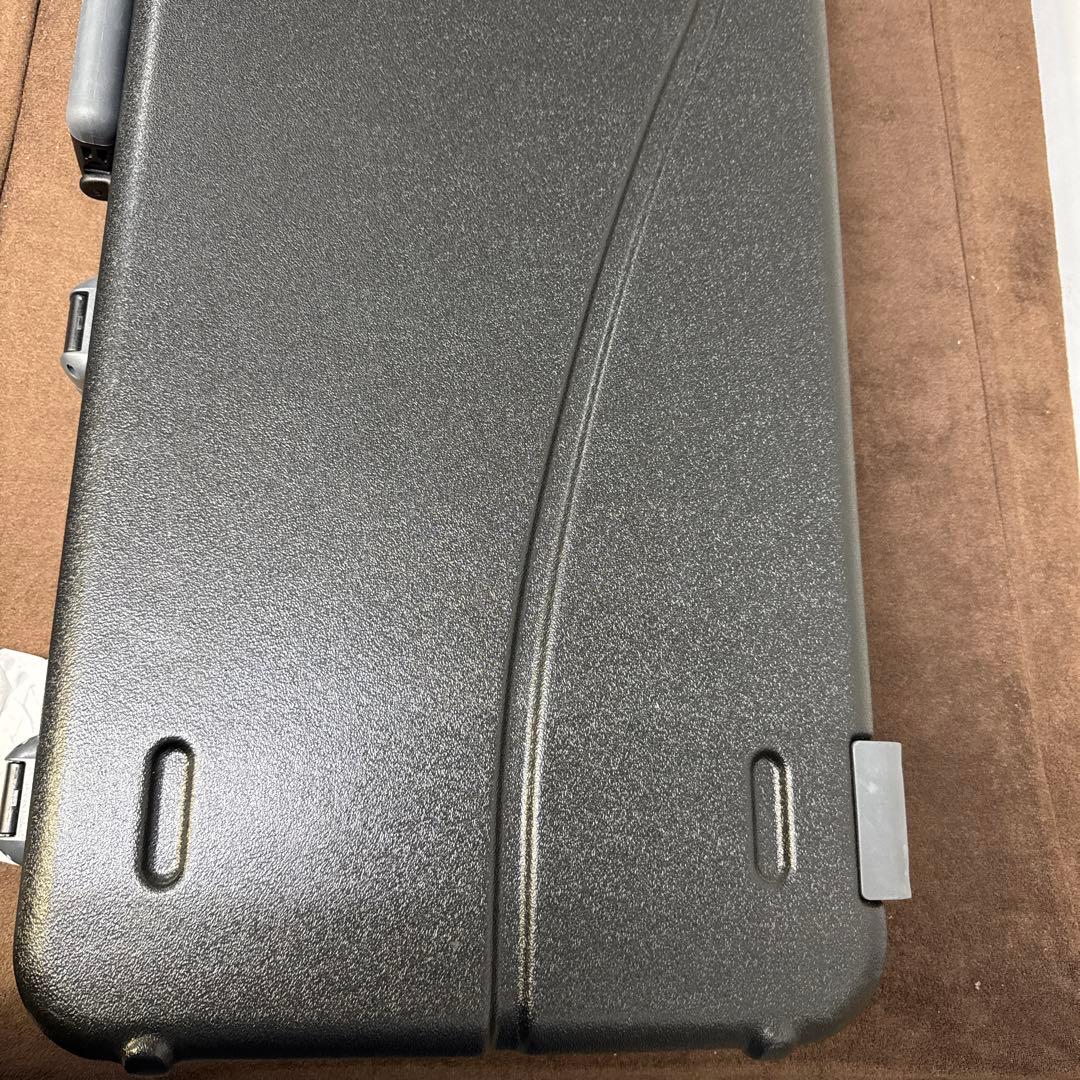 Fender USA ジャズベース　ブラック　ほぼ新品ハードケース付き最終価格