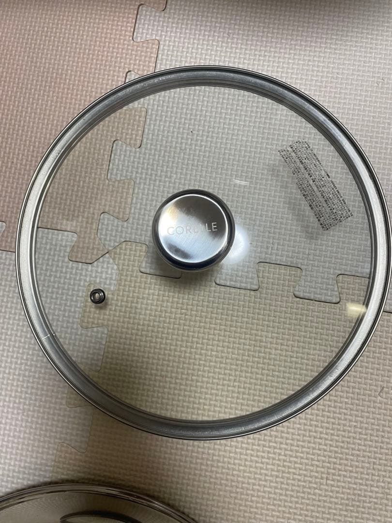深型　コレール（CORELLE）　フライパン　26センチ　蓋付き