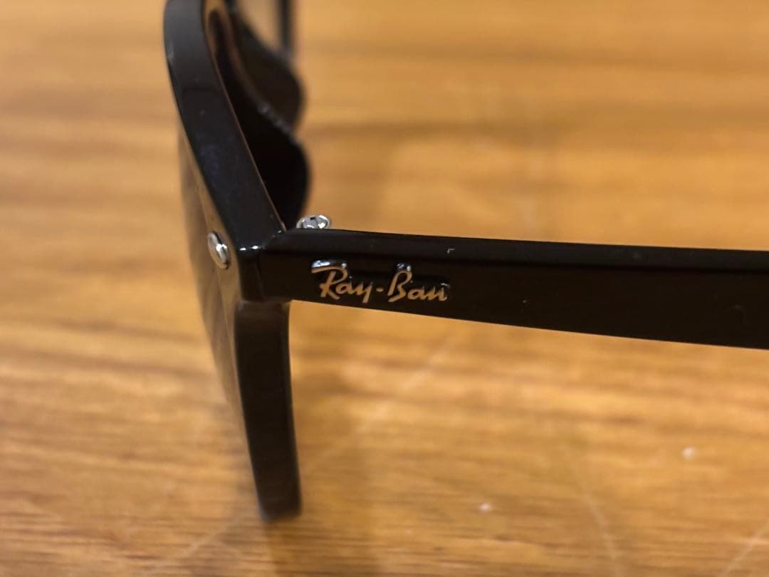 Ray-Ban ブラック サングラス ウェリントン