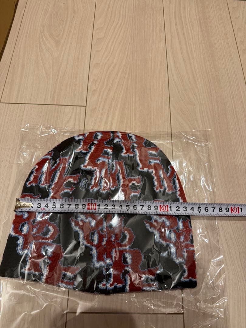 SlantedGothicOutlineBeanie黒Supreme26SS