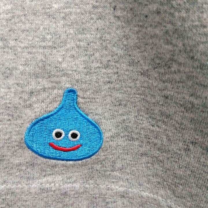 新品　チャンピオン×ドラゴンクエスト　コラボ Tシャツ　M　グレー