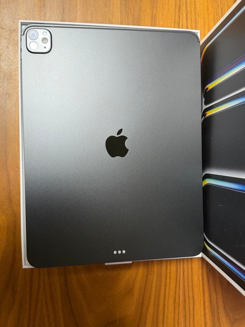 iPad Pro M5 13インチ標準ガラスWi-Fiモデル 1TB ブラック